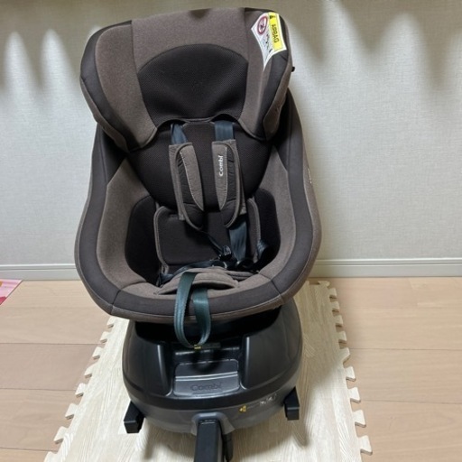 お話中　コンビチャイルドシート