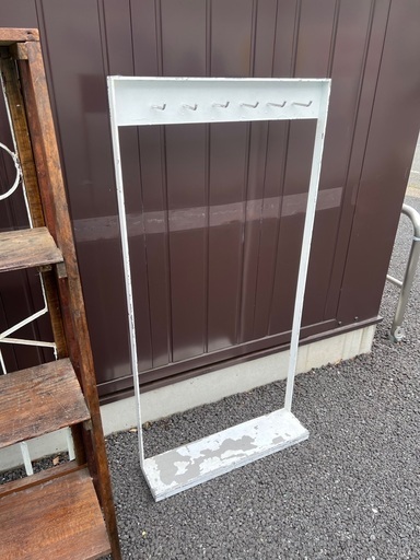 ハンガーラック【アンティークショップ購入】
