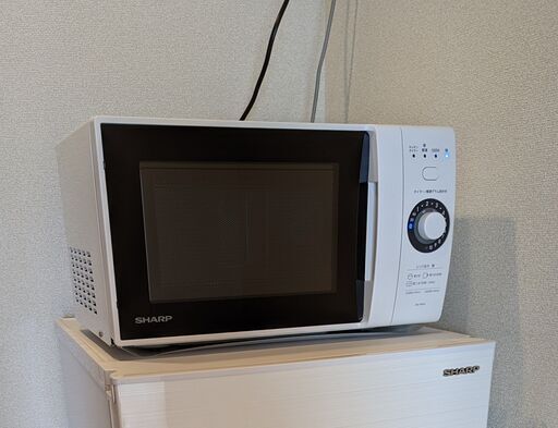 【取引中】SHARP 19年製 650W 18L 電子レンジ 18L 白 ホワイト シャープ RE-TM18-W