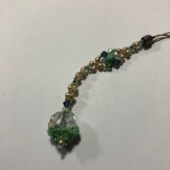 ハンドメイド　ビーズで作ったストラップの画像