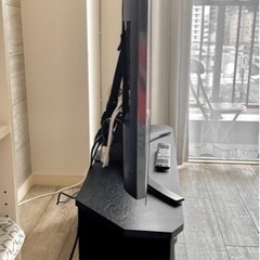 【取引完了御礼】LG 43V型 LED 4K 液晶テレビ（ スタンド・テレビ台・説明書・保証書付き ）の画像