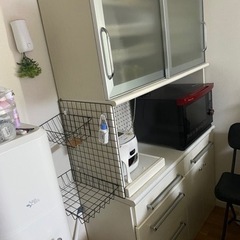 食器棚