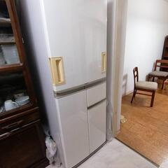 [取引中]  無料  両開きドア 冷凍冷蔵庫