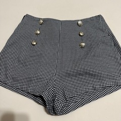 ショートパンツ
