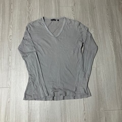 Tシャツ　長袖　ユニクロ