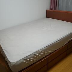 ダブルベッド(収納付)