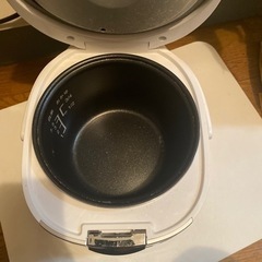 炊飯器の画像