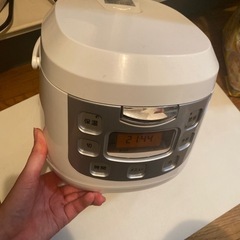 炊飯器の画像