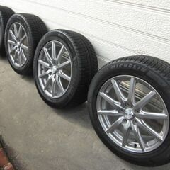 スタッドレス　215/55R17　アルミホイル付き　美品