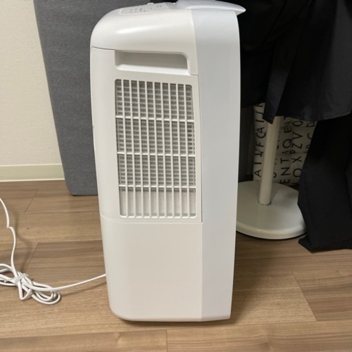 SHARP 除湿機　CM-N100 安く売ります。