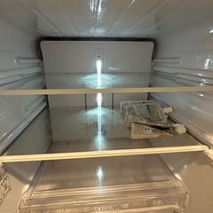 SHARP 冷蔵庫の画像