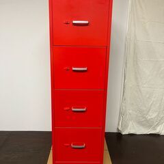 【値下げ】【残り2台です!!】A4スチールキャビネット（4段）赤...