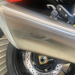 300台限定　スズキ　隼　25周年記念限定カラーの画像
