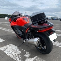 300台限定　スズキ　隼　25周年記念限定カラーの画像