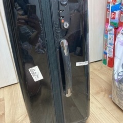 キャリーケース　Mサイズの画像