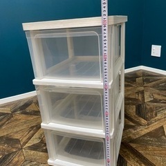 天板付きカラーボックス（ローラー付き）の画像