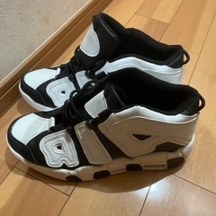 スニーカー　の画像