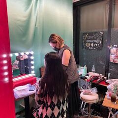 出張カット ✂️  出張ヘアーメイク💄承ります✨