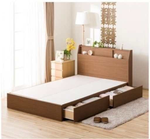 クイーンベッドフレーム