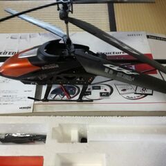 カメラ搭載ヘリコプター