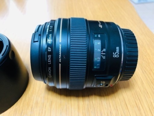 Canonの85mm単焦点レンズです。EF85mm F1.8 USM