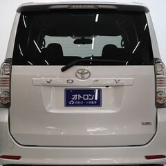 【内装が高級感があり乗り降りがしやすい車！！】　室内が広いので荷...