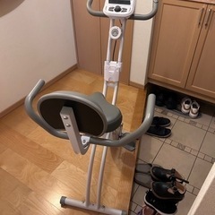 美品！コンパクトエアロバイク！の画像