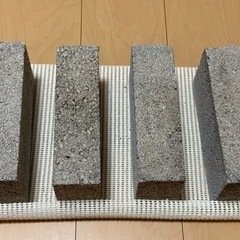 【取引中】コンクリートブロックの画像