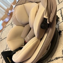 コンビ　チャイルドシート　クルムーヴスマートISOFIXシリーズの画像