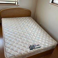 フランスベッドのダブルベッド　差し上げます！