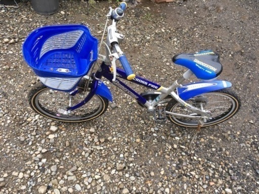 自転車2447 自転車2447 前後タイヤ新品！ 27インチ 6段ギヤ LEDオート 