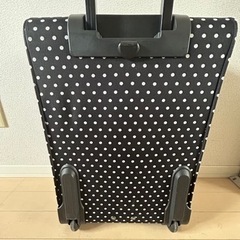 キャリーバッグ 水玉の画像