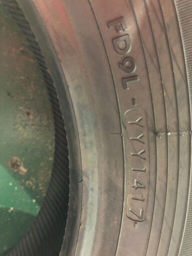 新品タイヤ　ｾﾘｱﾙ落ち！2017年製　倉庫保管品　お得　205/65R15 　4本セット　YOKOHAMA　ECOS　ES31