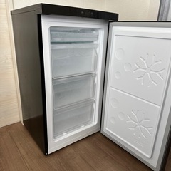 maxzen 冷凍庫 64L