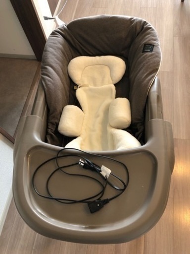 コンビ　ネムリラAT BEDi  オートスウィング