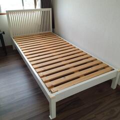 インゾーネのシングルベッド