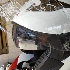 バイク用ヘルメット（ほぼ未使用）の画像