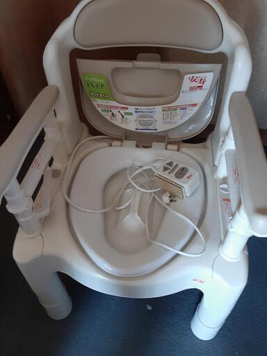 未使用ポータブルトイレ安寿　便座保温機能付き