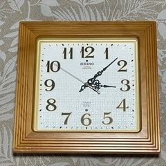 ●SEIKO 壁掛け電波時計●木枠