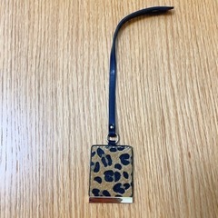 【新品！未使用】ジーナシス バッグ チャーム