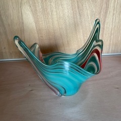 ガラスの花瓶　花器の画像