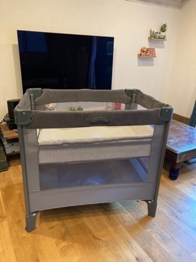 アップリカ ココネル エアープラス  ベビーベッド　交渉中です