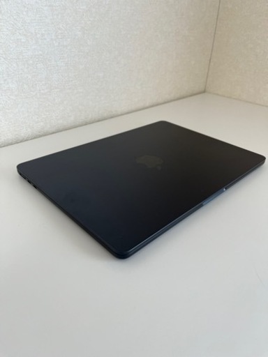 【本日終了】美品　M2チップ搭載13インチMacBookAir ミッドナイト