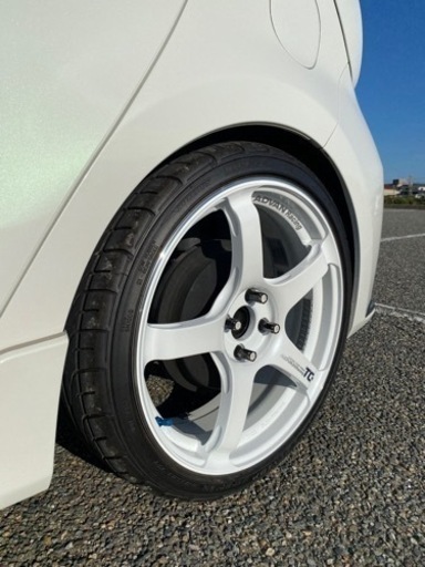 アドバンレーシングTC-4 18インチ