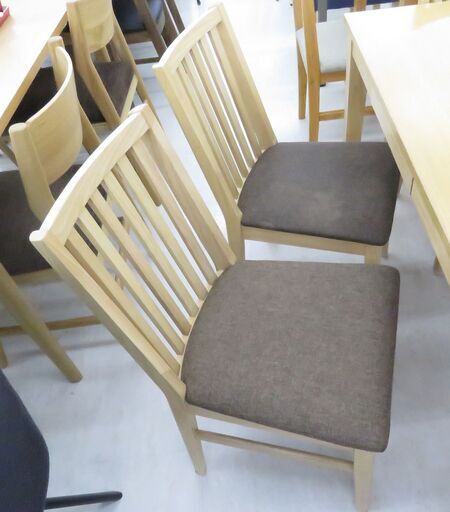 北海道 千歳市/恵庭市 近郊配送可能 ニトリ ダイニングセット PALETTE2 135 LBR 椅子×4 ベンチ 店頭でのお受け渡し
