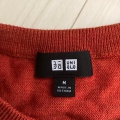 UNIQLOオレンジのニットMサイズ【メンズ】の画像