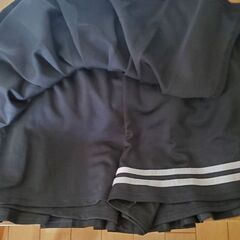 新品！未使用です。女の子用のスカートの画像