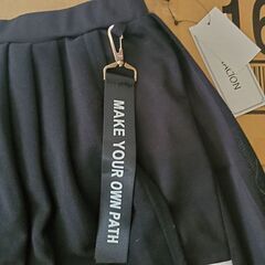 新品！未使用です。女の子用のスカートの画像