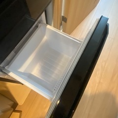 三菱ノンフロン冷凍冷蔵庫MR-P15C-Bの画像