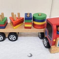 【お譲り先決定】木製おもちゃ トレーラー 棒通し